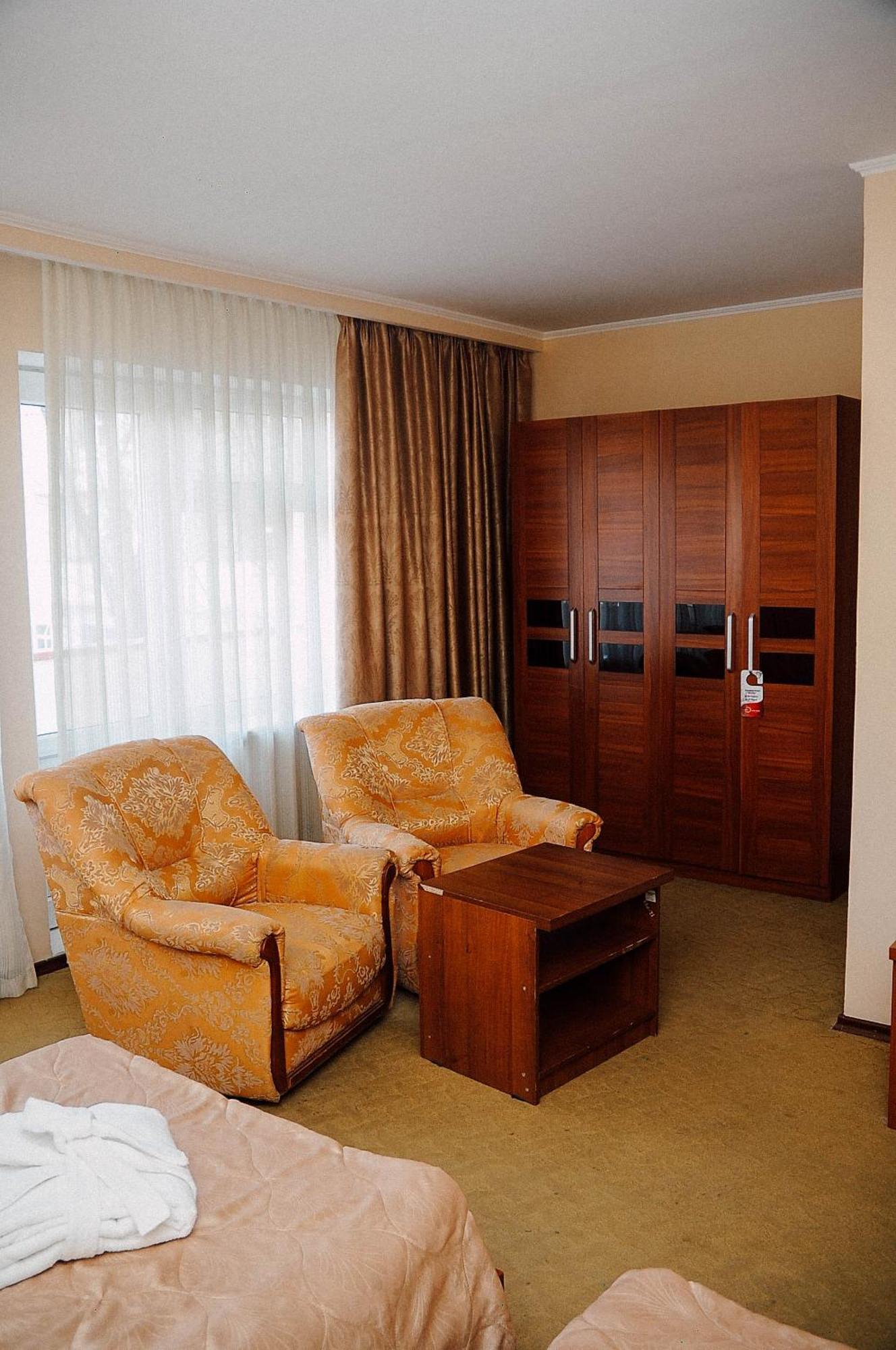 Dostyk Hotel Shymkent Exterior photo