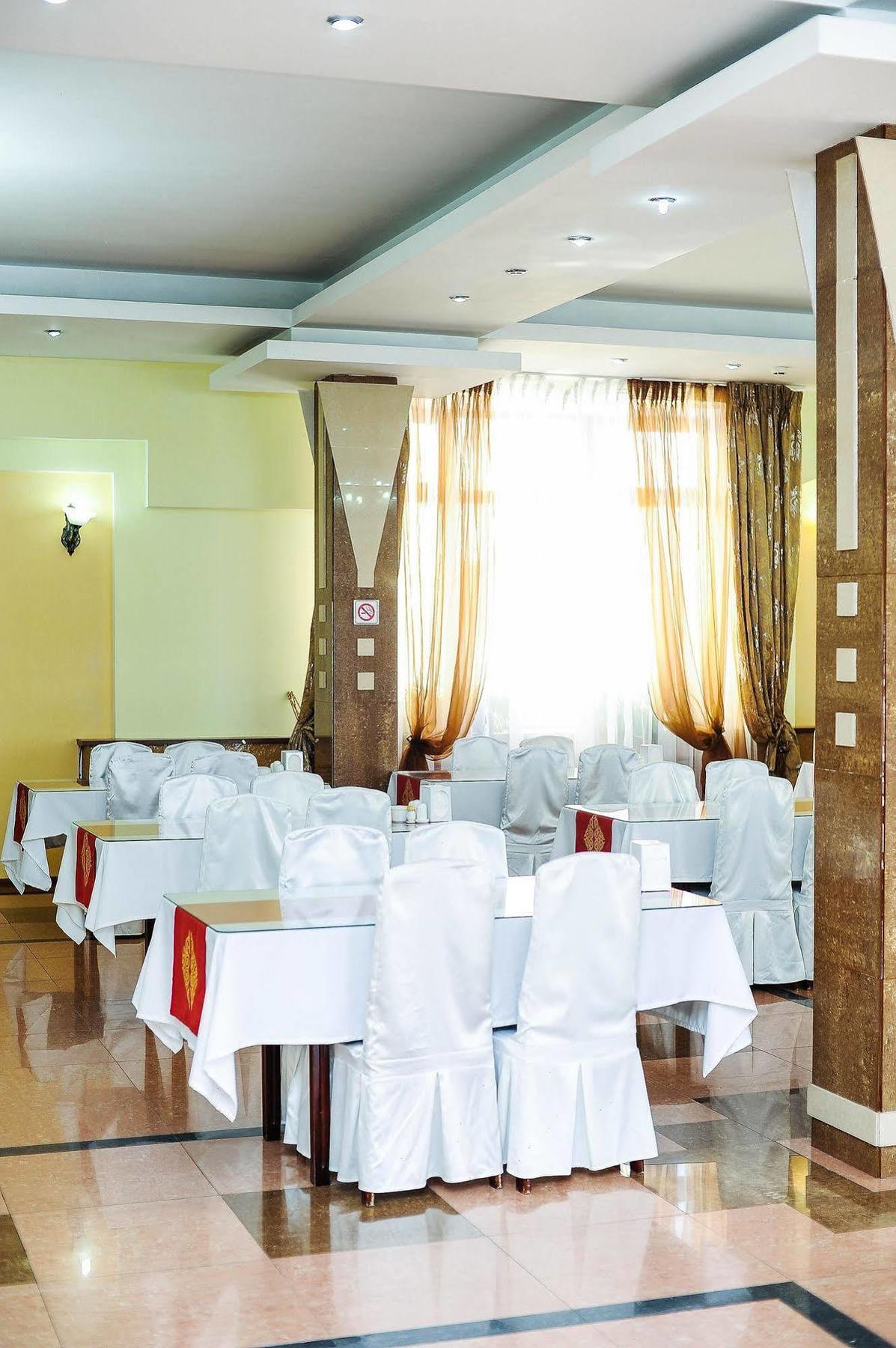 Dostyk Hotel Shymkent Exterior photo